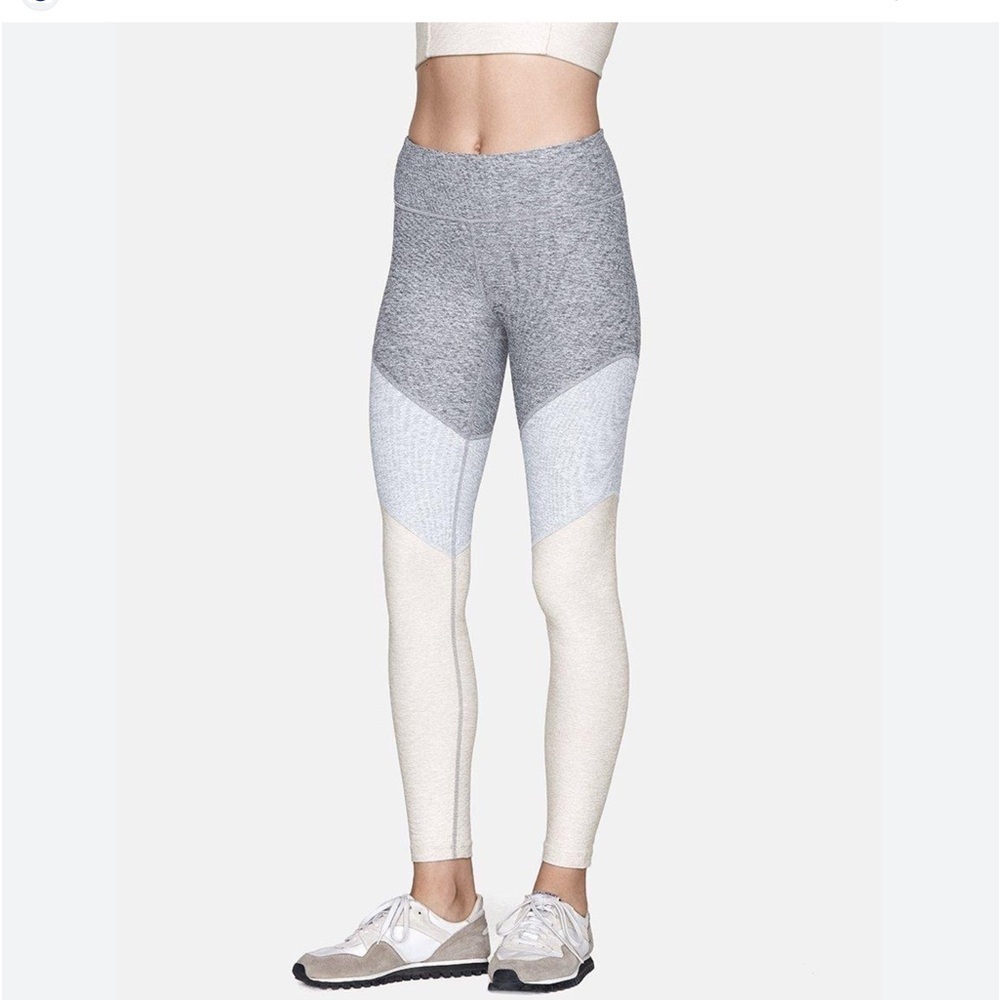 Outdoor voices Springs 7/8 Legging size Small